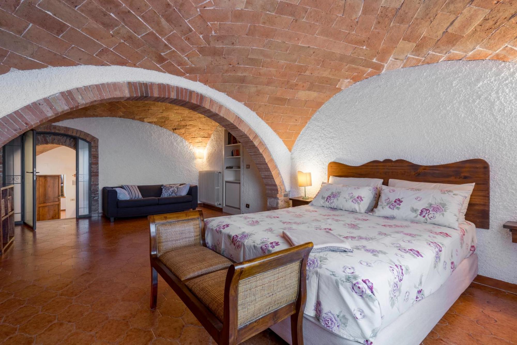 Agriturismo Agresto Apartments, Pool, Siena Hills Казоле-д'Эльса Экстерьер фото